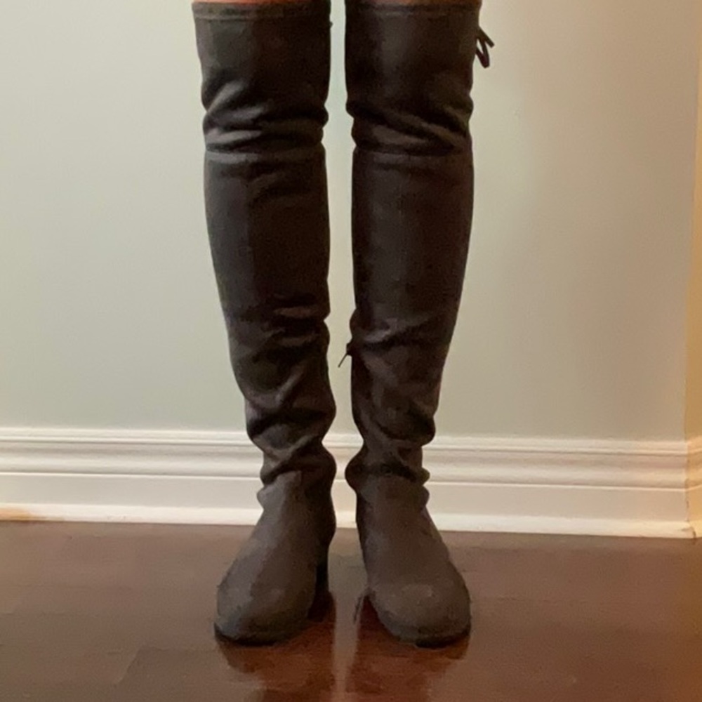 Worn a few times to special occasions